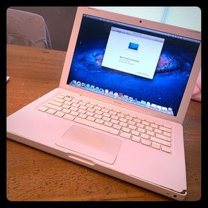 MacBook laptop
